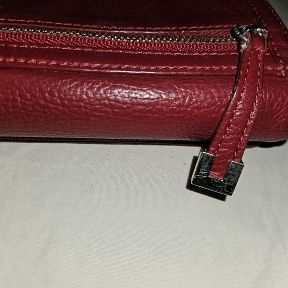 Talbots Genuine leather red wallet, paisley print non-smoke home - Picture 16 of 16